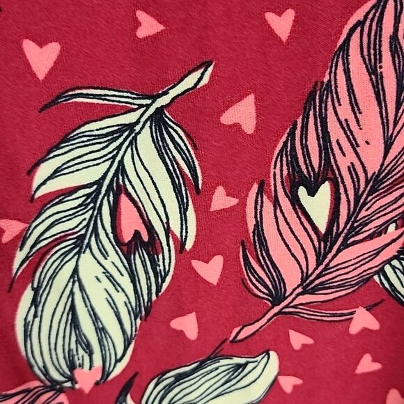 LuLaRoe TC (12-22) Red Feathers Butter Soft Legging Heart Love Plus Size Stretch - Picture 4 of 8